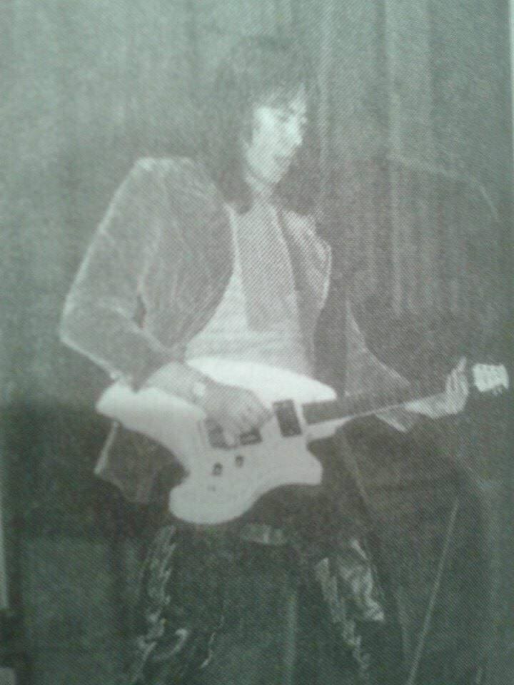 Ace Frehley without Makeup at the Fillmore East in New York on December 26, 1973  : Photo Session | CFF Radio